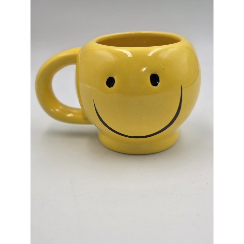 Yellow Smiley Face Coffee Mug 4" x 4" CUTE Hippy Emoji Happy Sunshine Ceramic